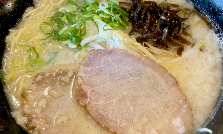 琉球新麺通堂 小禄本店でラーメン『おとこ味』を食べてきた。