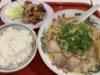 『ラーメン 魁力屋』のイオンモール沖縄ライカム店で唐揚げセットを食べてきた